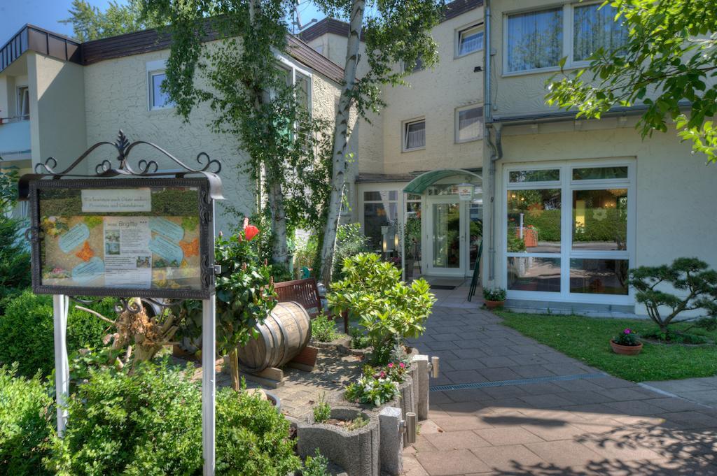 Hotel Brigitte Бад-Кроцинген Экстерьер фото