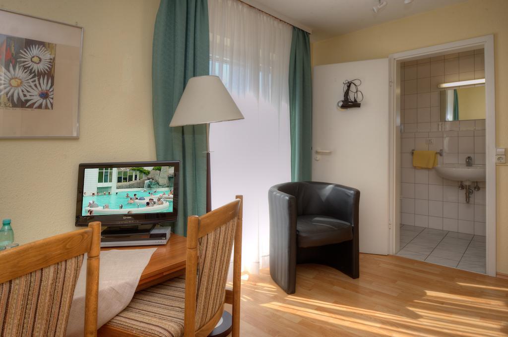 Hotel Brigitte Бад-Кроцинген Экстерьер фото